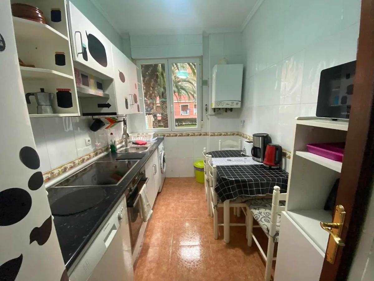 Apartamento Amplio Garaje Bilbao Dist 1 아파트