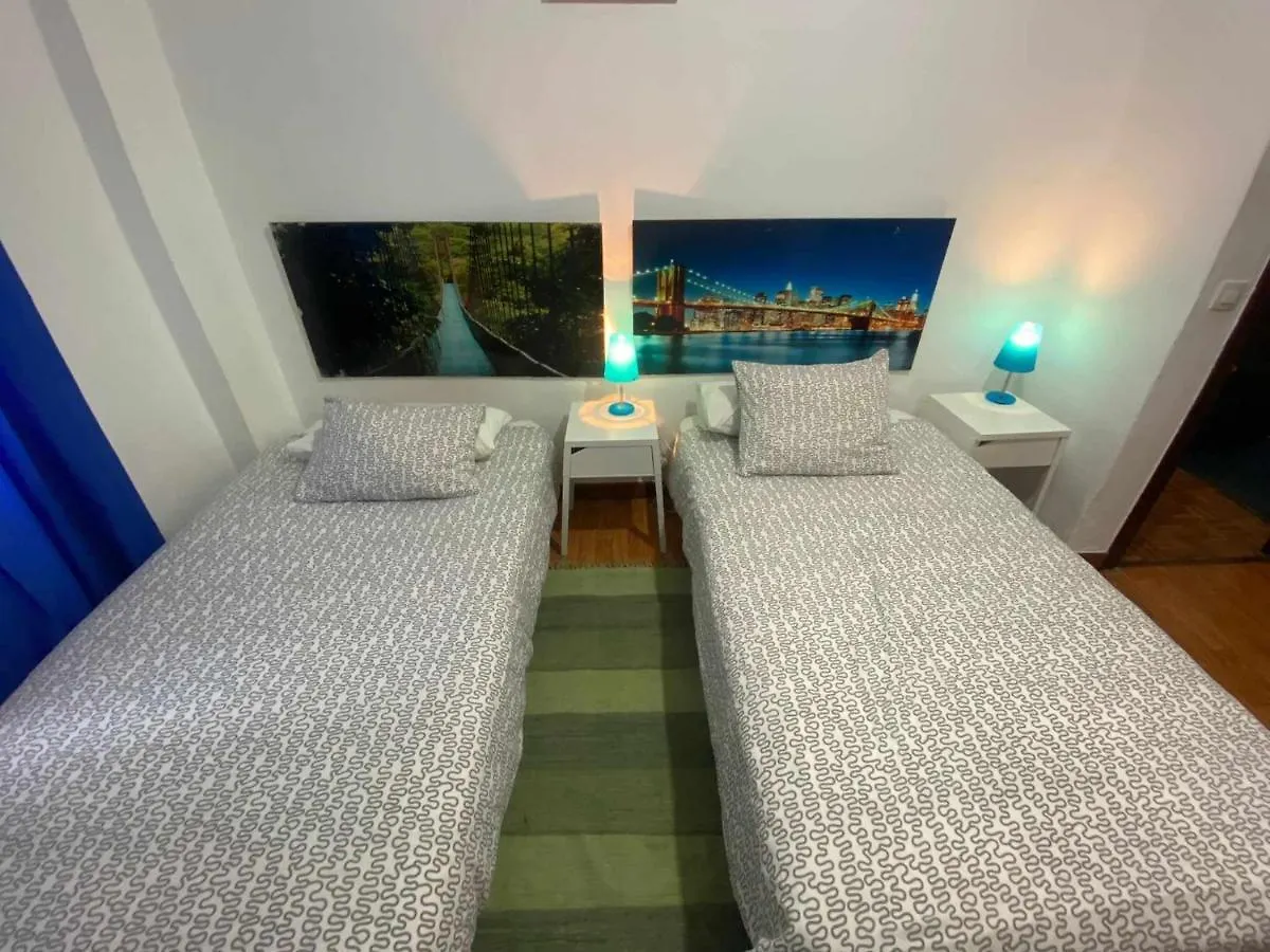 Apartamento Amplio Garaje Bilbao Dist 1 아파트 0*,  스페인
